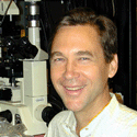 /centerandlabs/cancercenter/pricelab/Lab%20Member%20Images/jhprice.gif