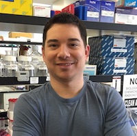 /centerandlabs/childrenshealth/freezelab/Lab%20Member%20Images/bobby2016.jpg